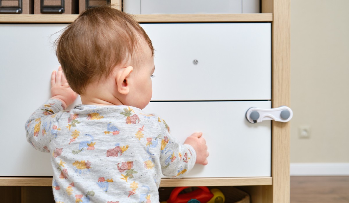 baby cabinet locks mighty-moms Selecting and Setting up Childproof Furniture